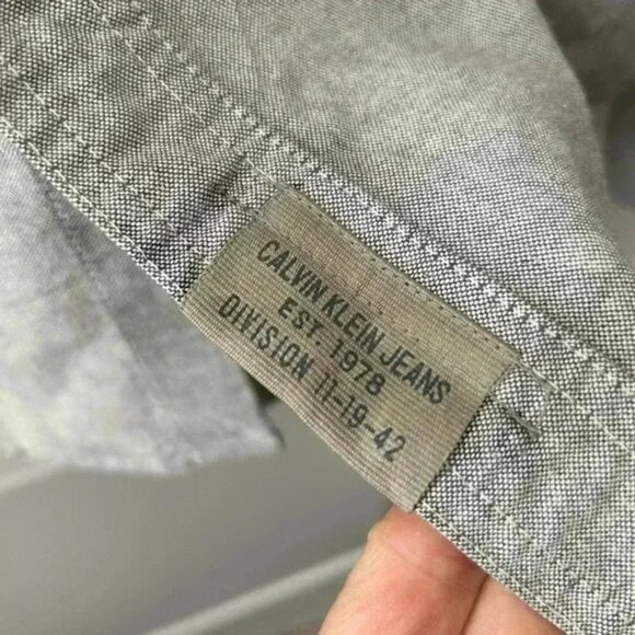 Calvin Klein Mens Shirt Long Sleeve Button Down Collared Grey Size Large NWOT - Picture 11 of 16